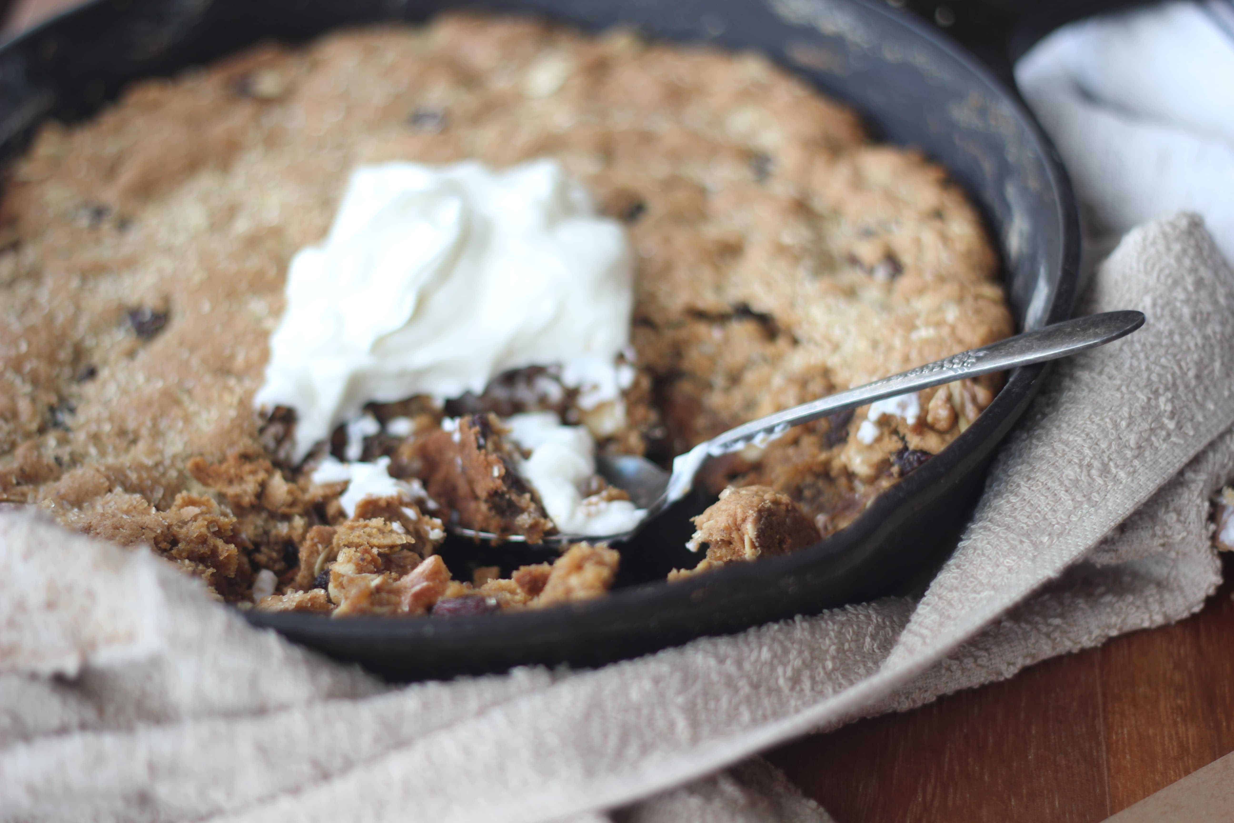 One Pan Breakfast: Maple Oatmeal Raisin Skillet Cookie 